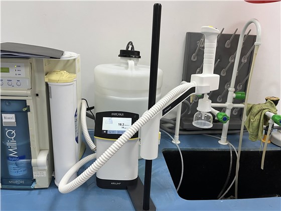 Arium Pro UV 有機(jī)物型純水機(jī)